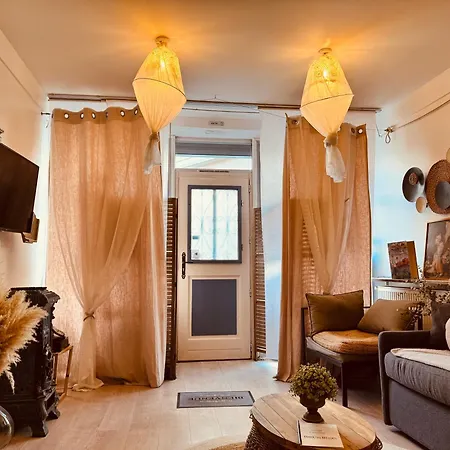 Apartment La Lavandiere, Centre Historique, Fibre, Ess, Rez-de-chaussee, Bedinshop *